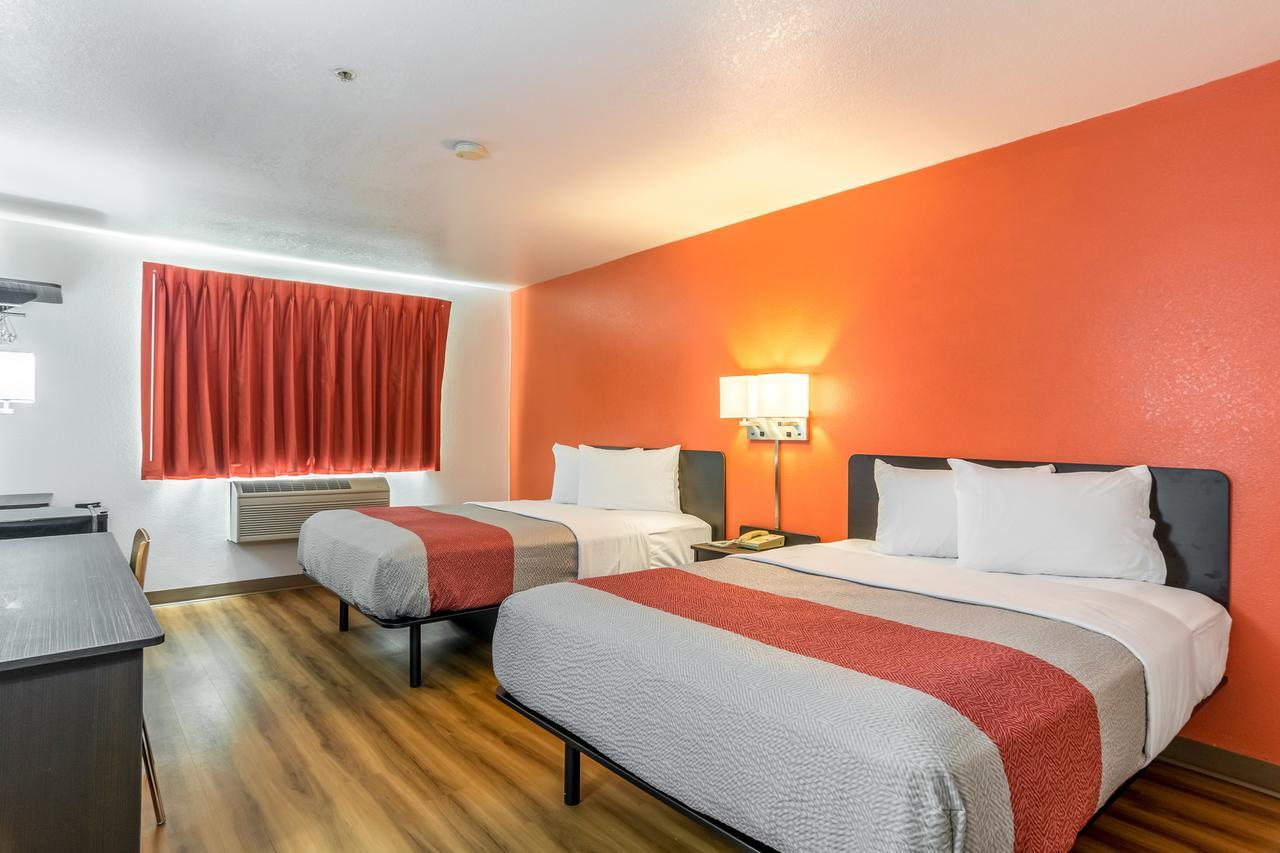 Motel 6-Barkeyville, Pa Zewnętrze zdjęcie